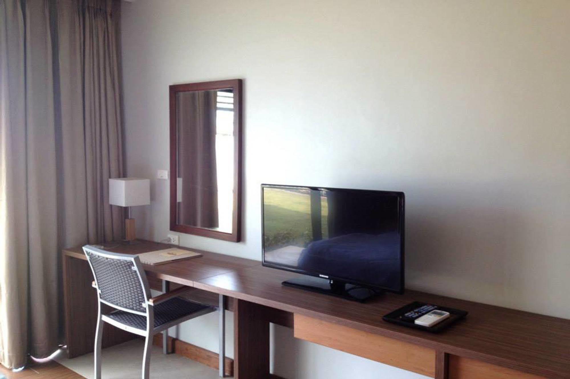 Fisherman'S Resort Haad Chao Samran Extérieur photo